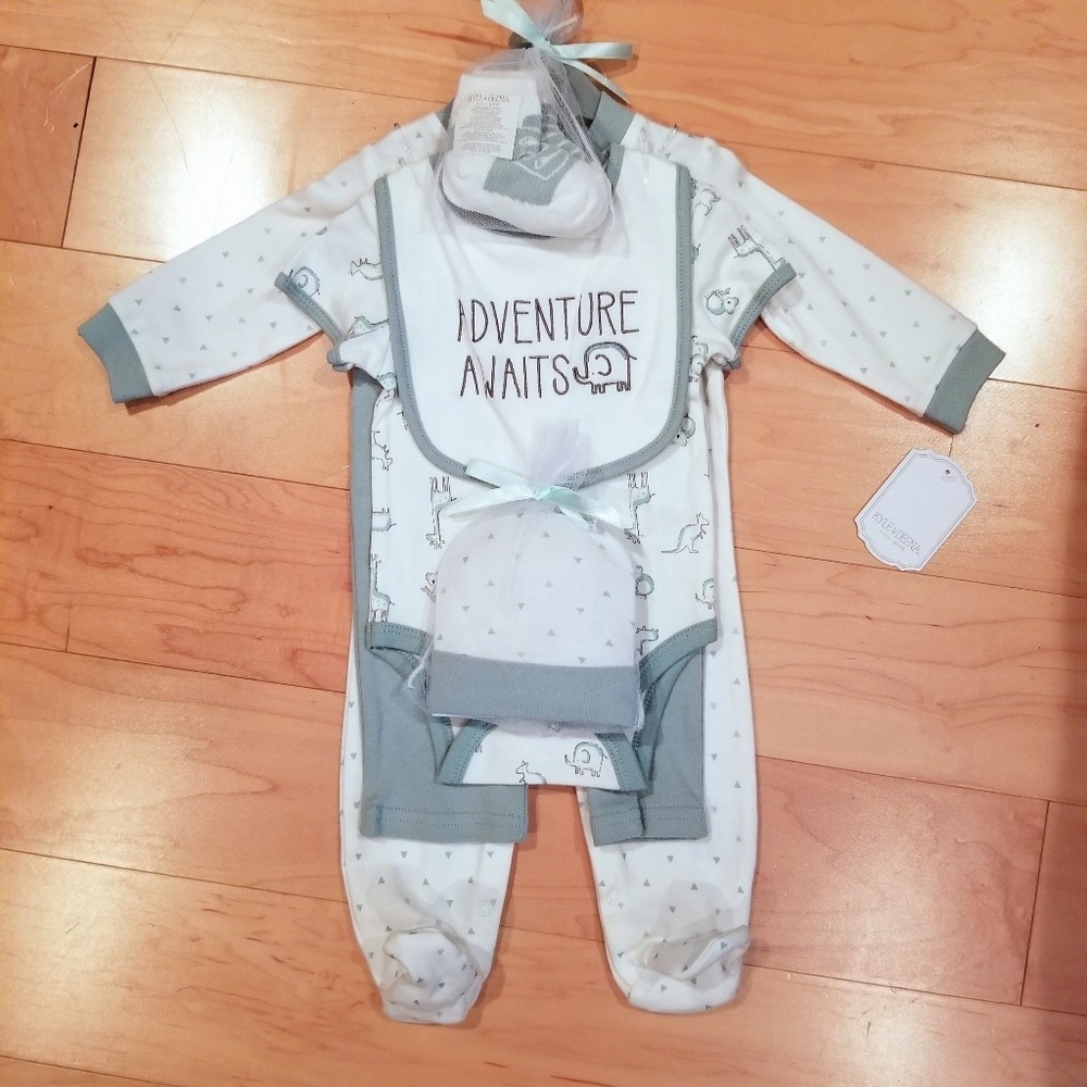 6pc set greenish gray NWT 3-6mo